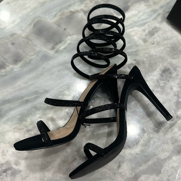 SPECIAL — Windsor rhinestone heels - Picture 2 of 10